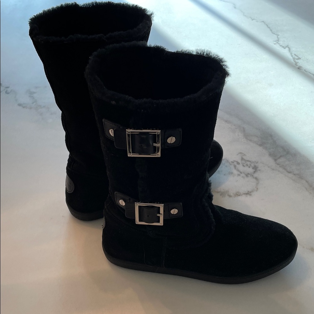 Women's Black Fur-Lined Boots